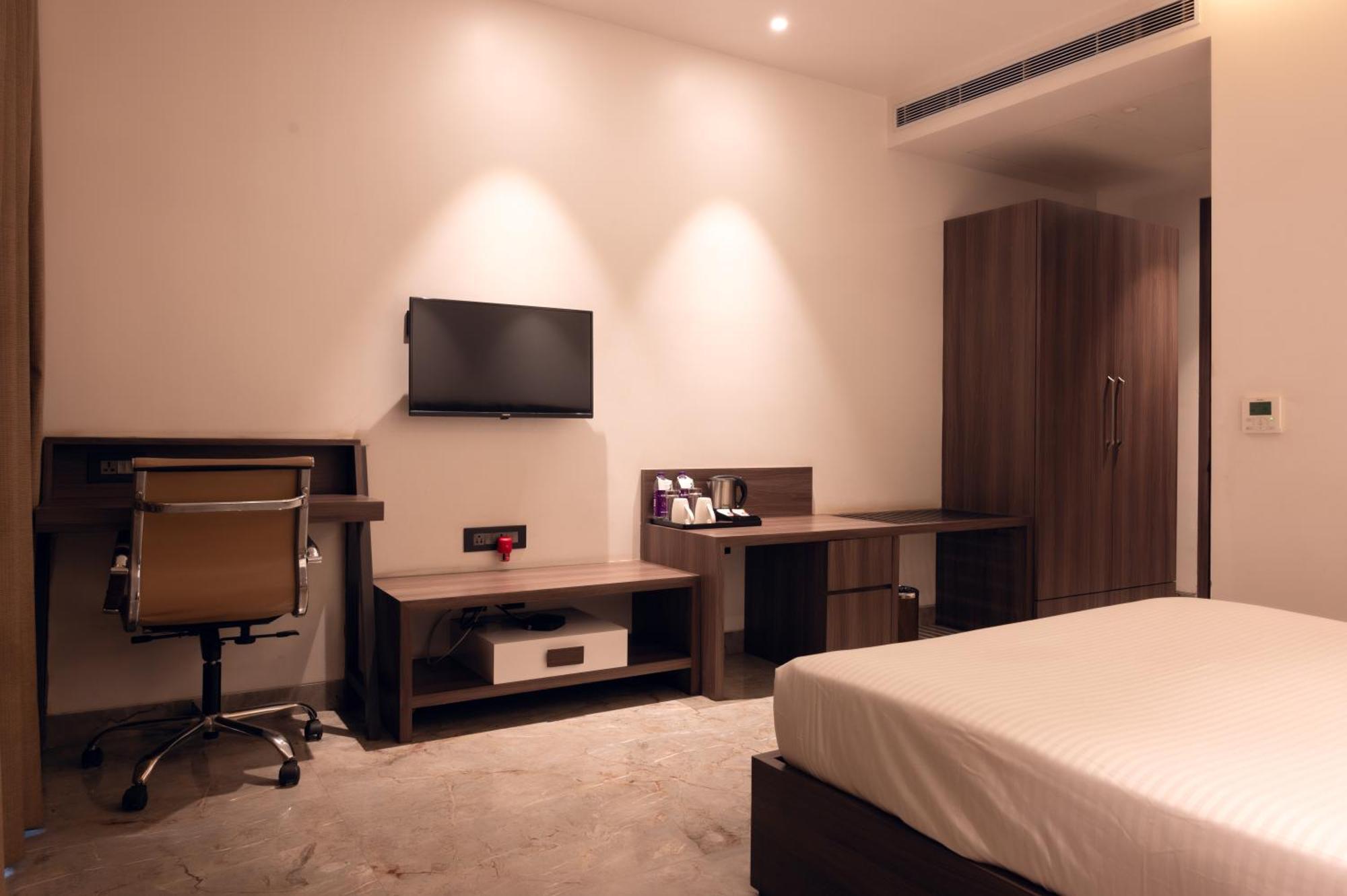 Econest Hotel Tarapith Exterior foto